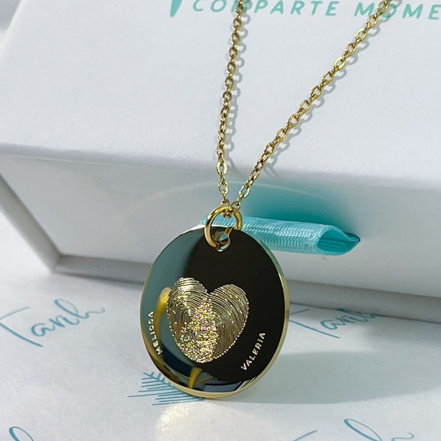 Collar Corazón con Huellas Dactilares
