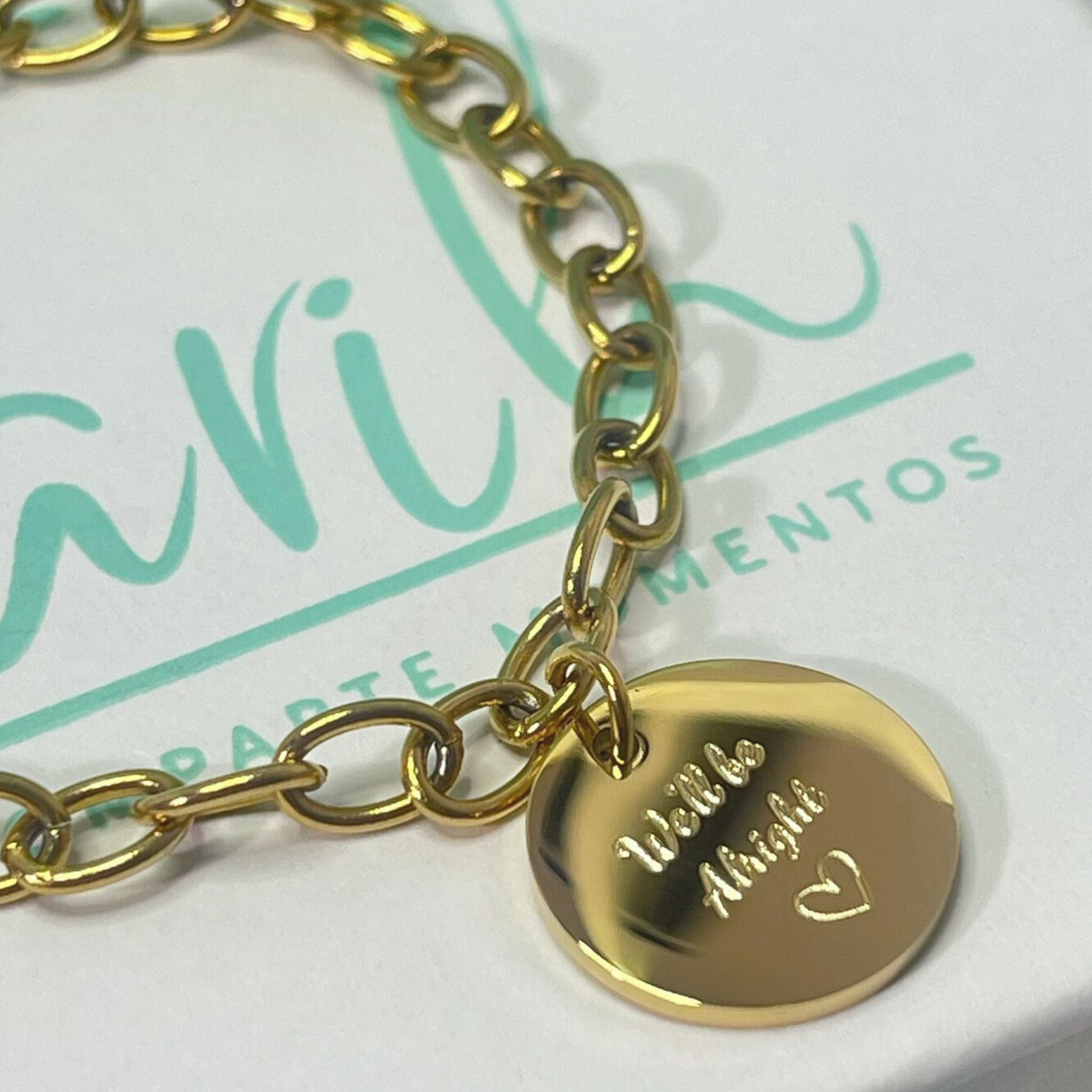 Pulsera personalizada con frase al frente y nombre y fecha detrás (acero)