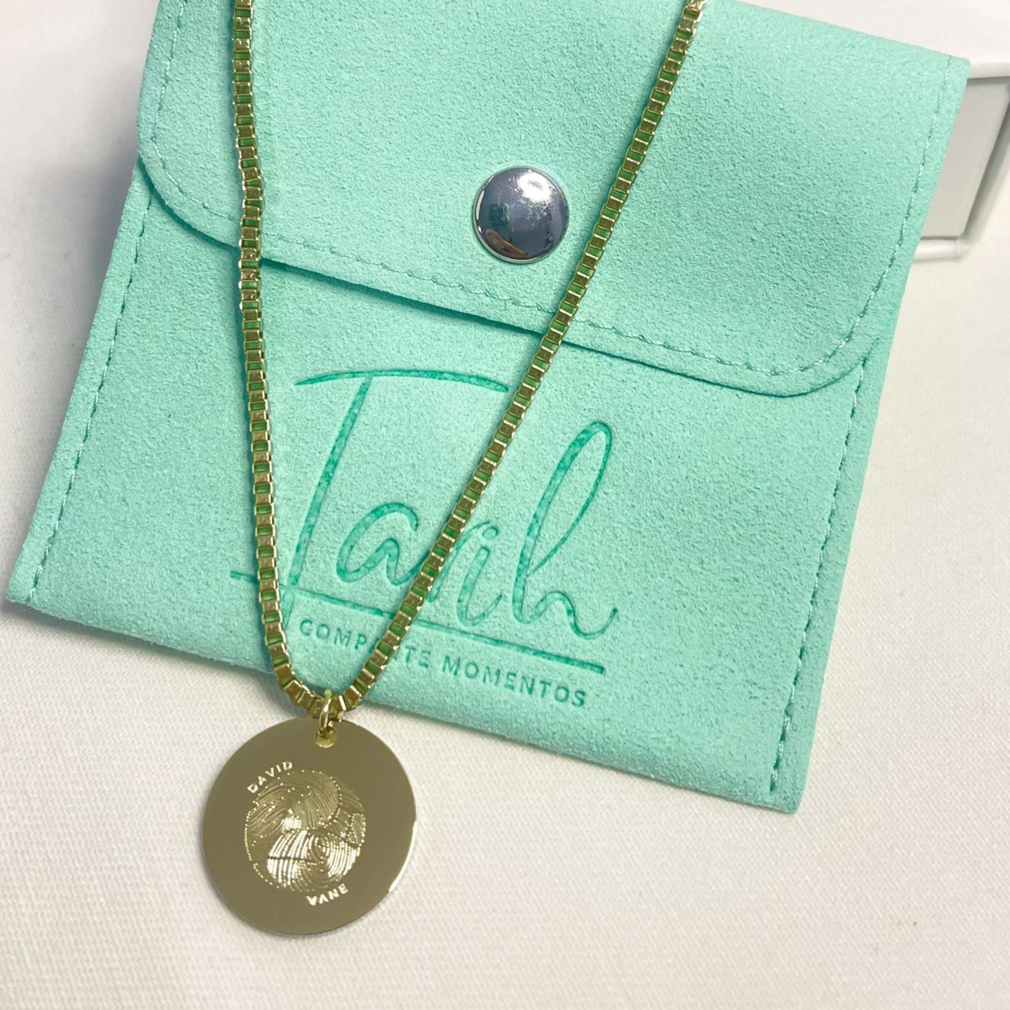 Collar personalizado Yin Yang con huellas y nombres (Hombre)