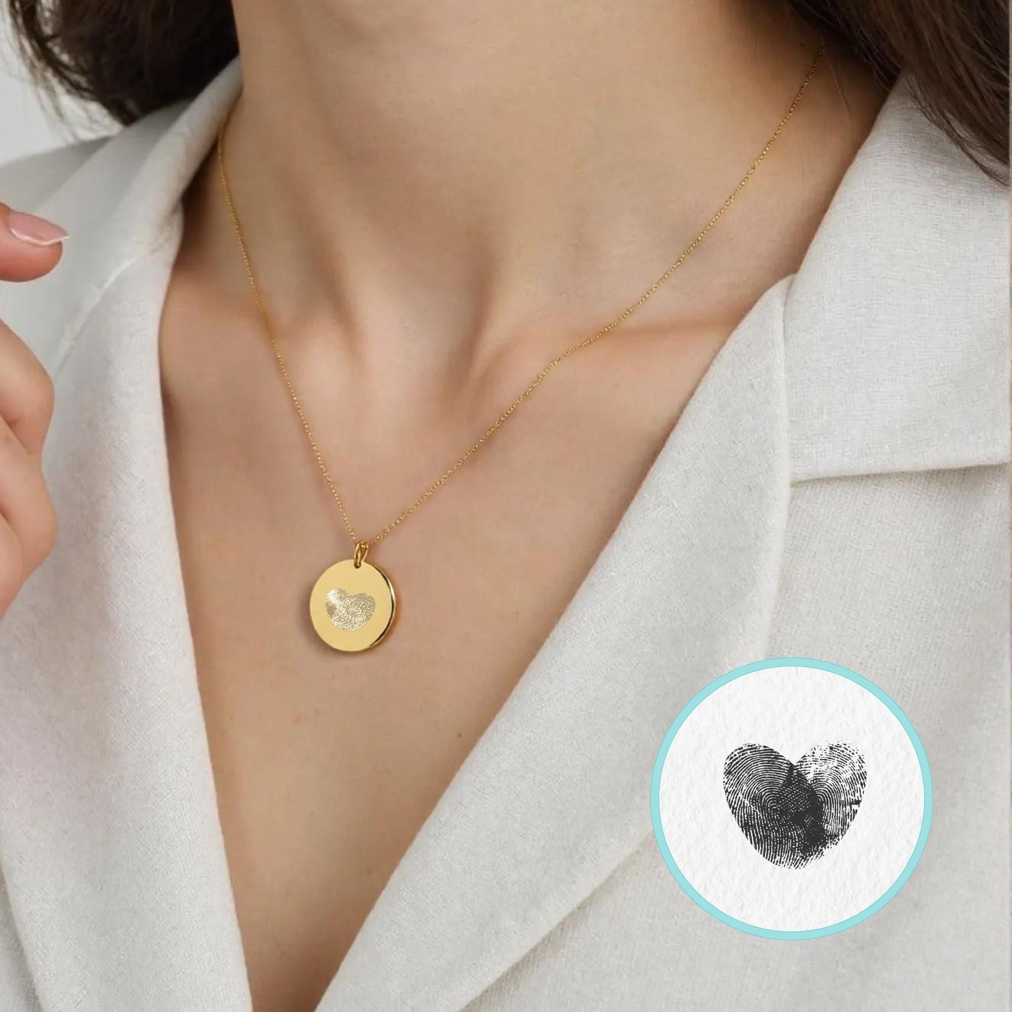 Collar personalizado corazón con dos huellas dactilares y nombres detrás (plata baño oro 18k)