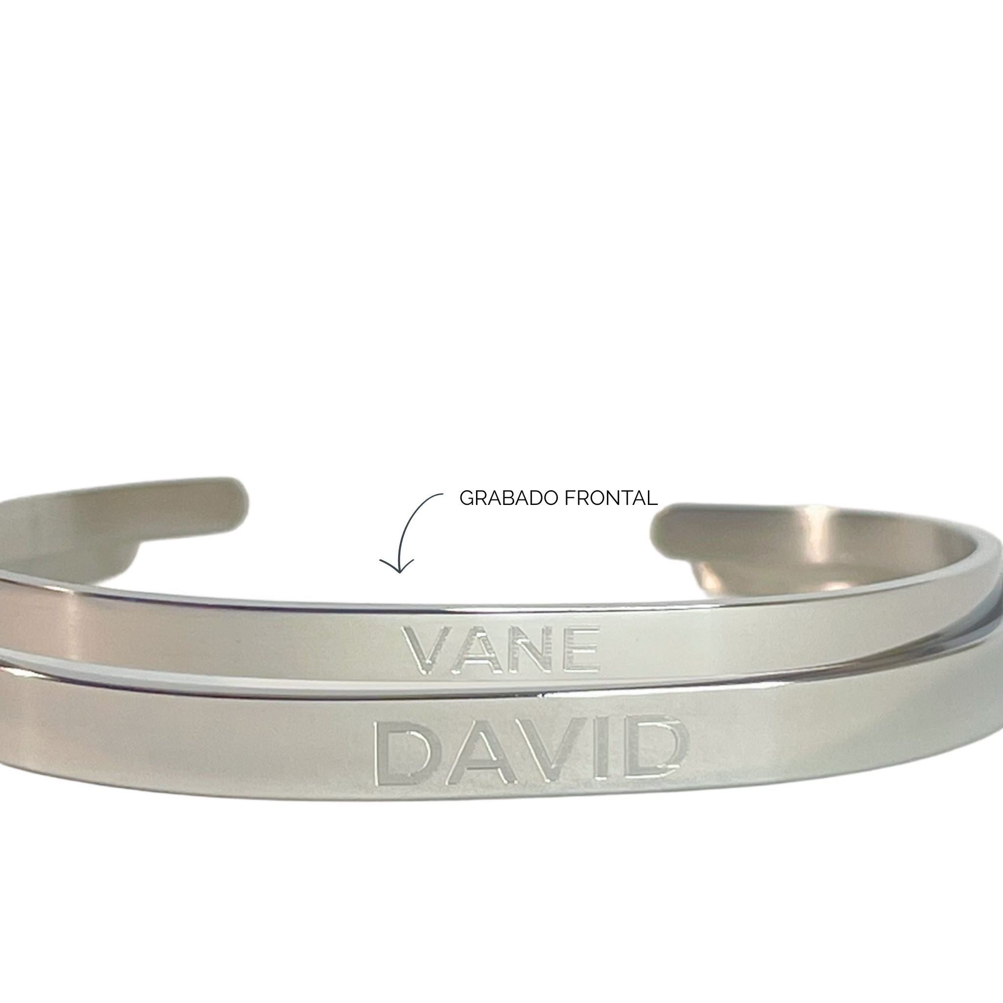 Duo de Brazaletes Personalizados para Pareja (Acero Inoxidable)